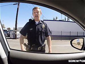 CAUGHT! ebony female gets splattered sucking off a cop